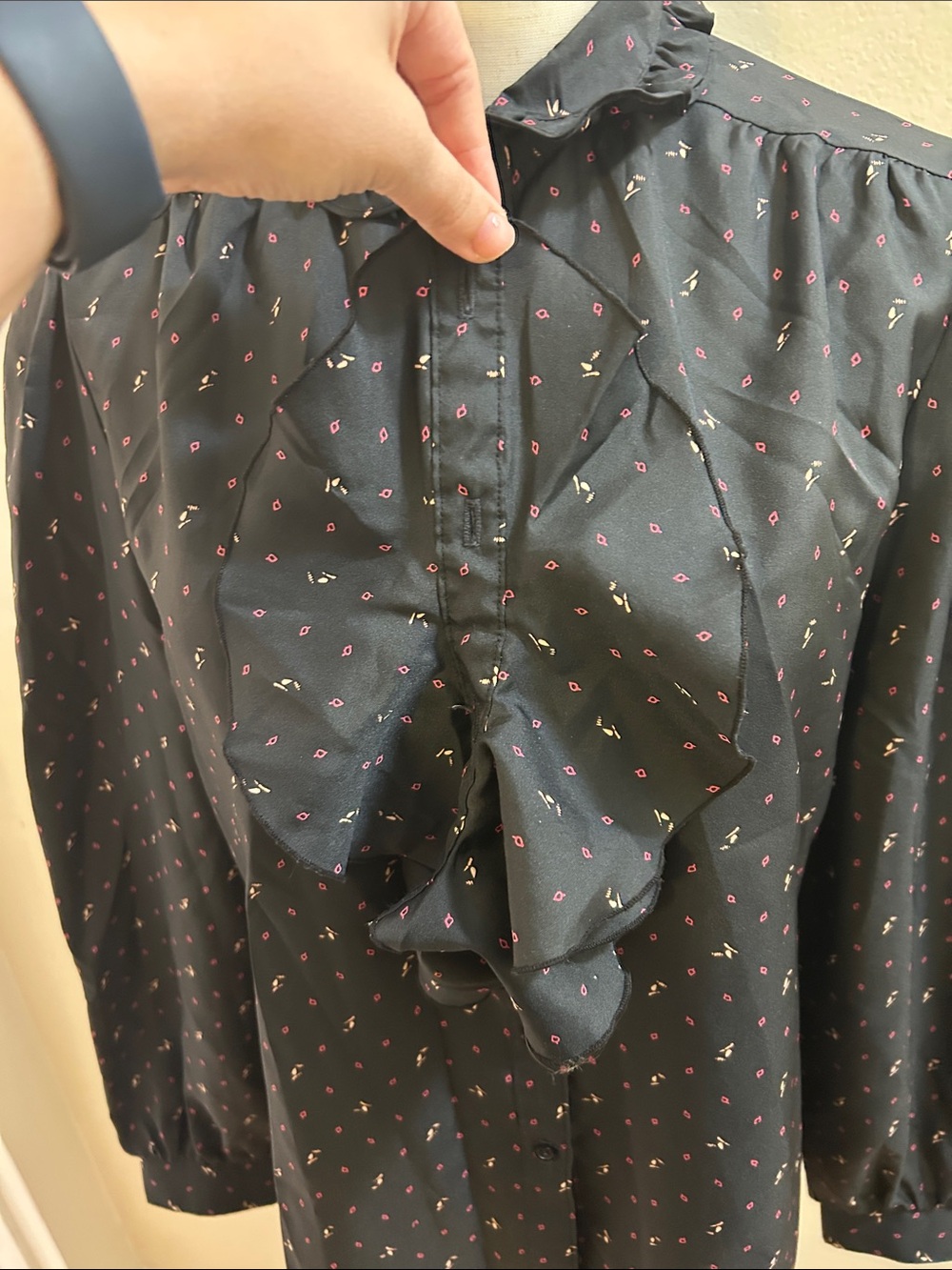 Black Ruffle-Neck Long Sleeve Blouse with Pink  Print* - Picture 4 of 14